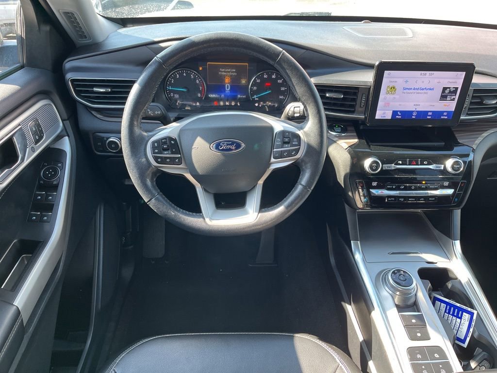 Used 2021 Ford Explorer Limited w/ Equipment Group 301A RWD image 27
