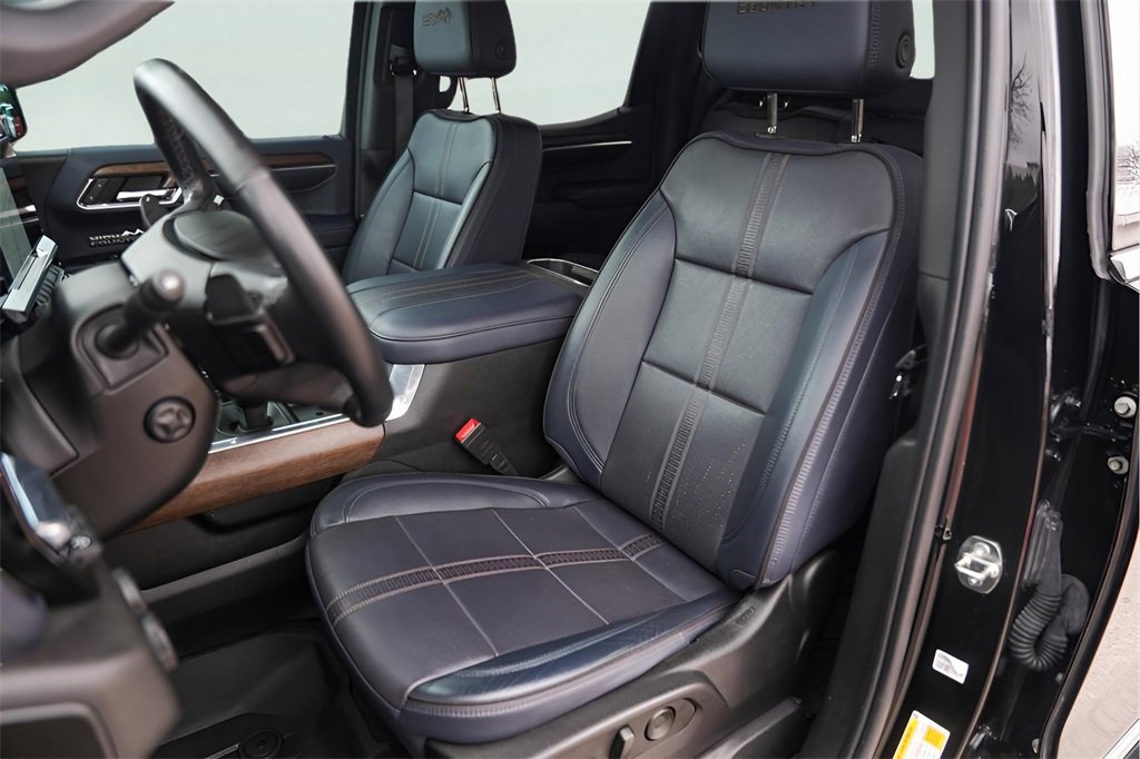 Certified 2023 Chevrolet Silverado 1500 High Country w/ Technology Package image 10