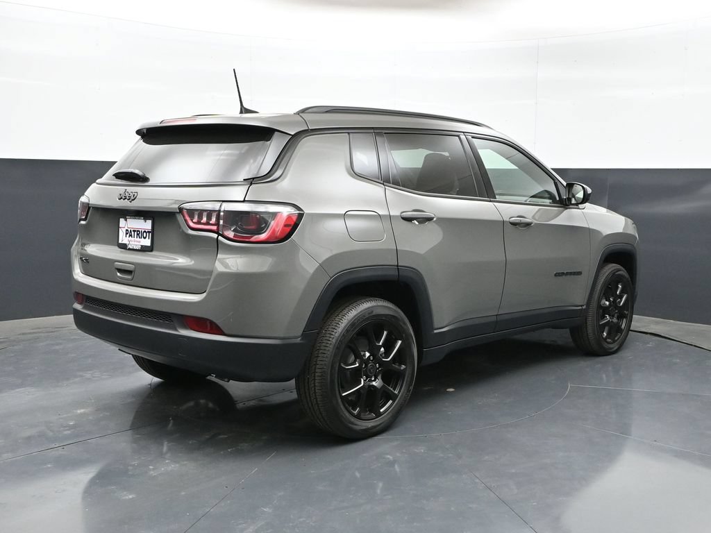 New 2026 Jeep Compass Latitude AWD/4WD image 28