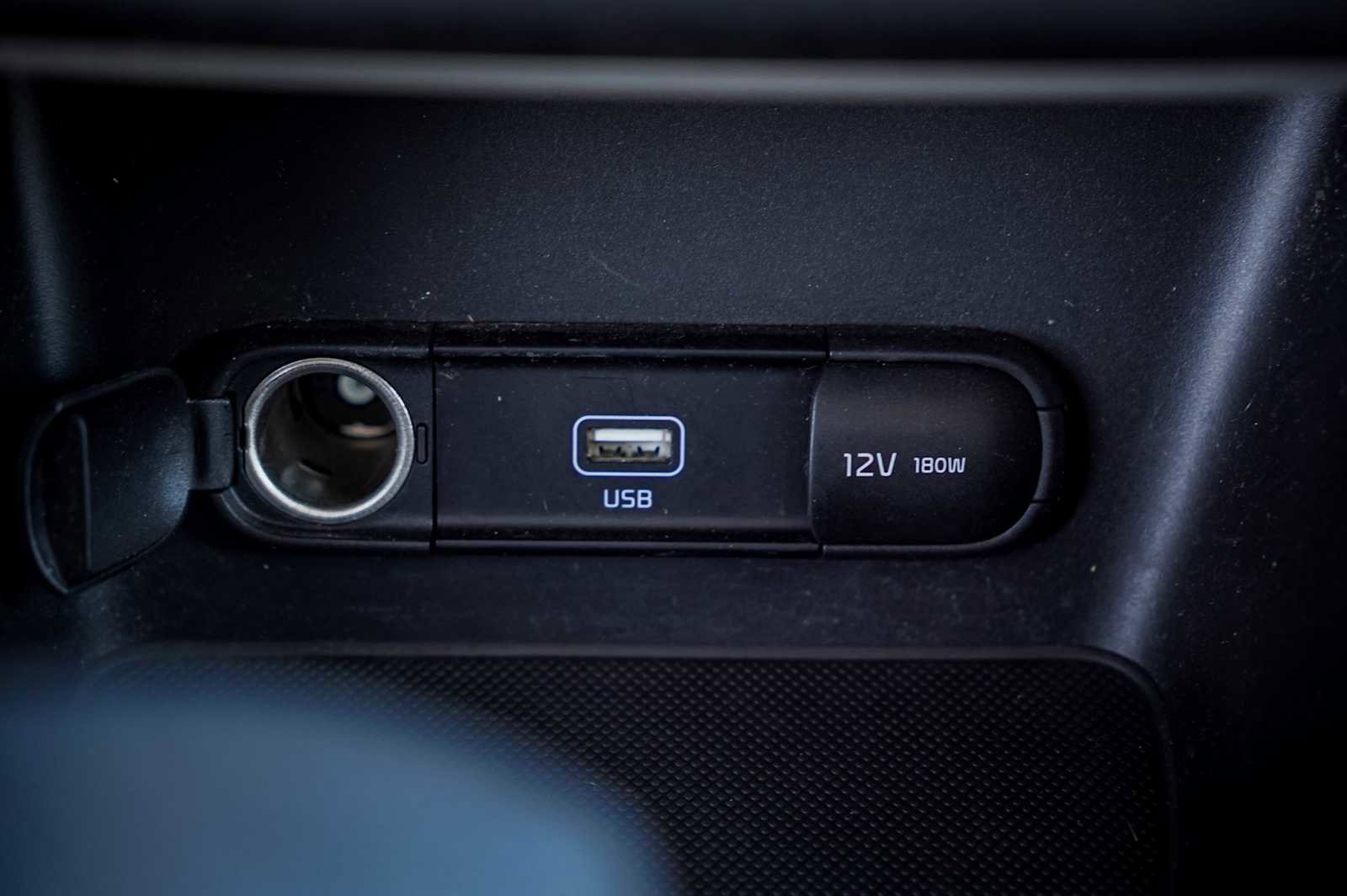 Used 2022 Kia Sportage LX image 24