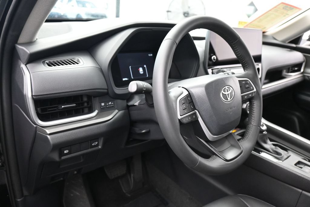 Used 2024 Toyota Grand Highlander FWD image 15