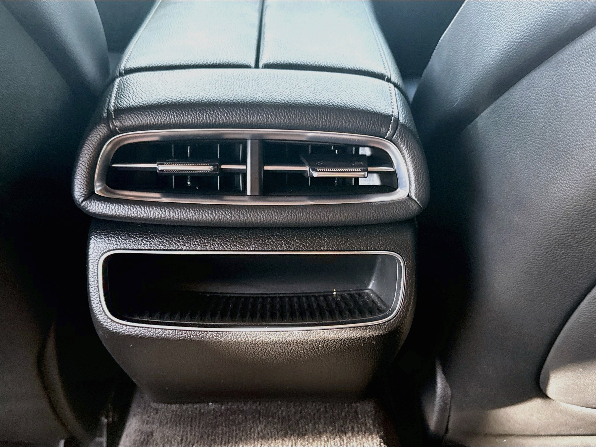 Used 2021 Genesis G80 2.5T RWD image 23