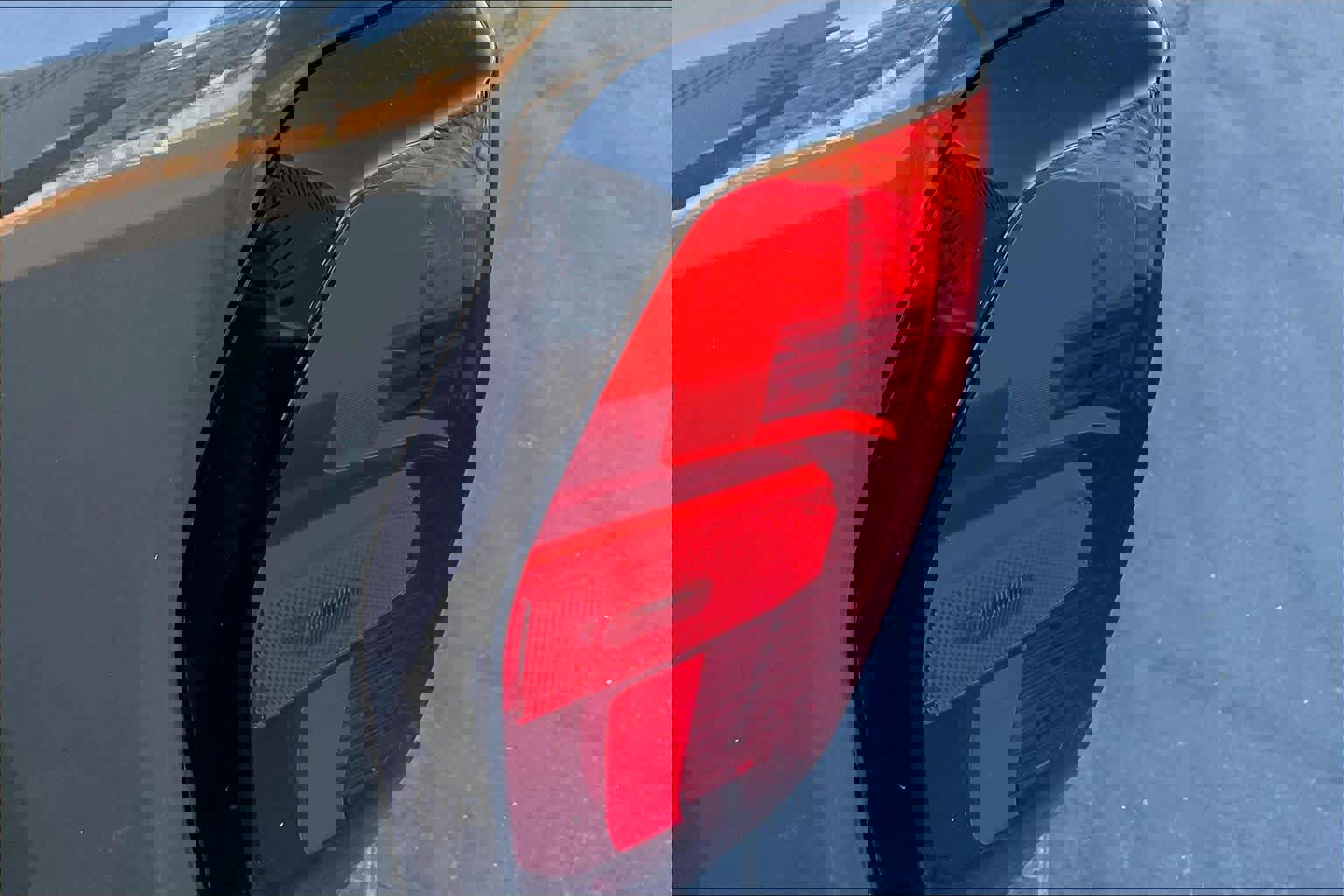 Used 2023 GMC Canyon AT4 w/ Technology Package image 30