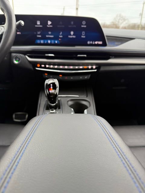 Used 2024 Cadillac XT4 Sport image 30