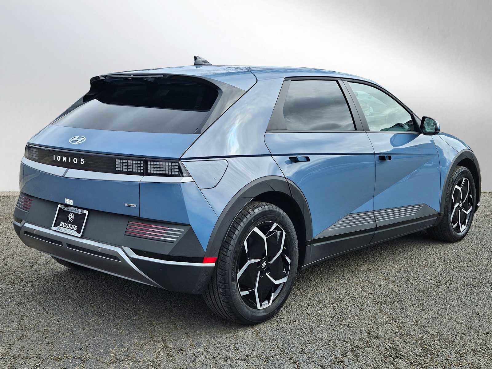 Used 2024 Hyundai Ioniq 5 SEL image 3