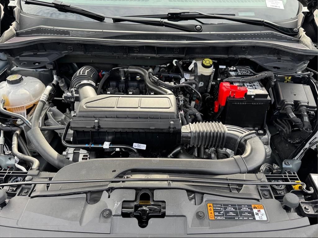 Used 2025 Ford Escape Active image 14