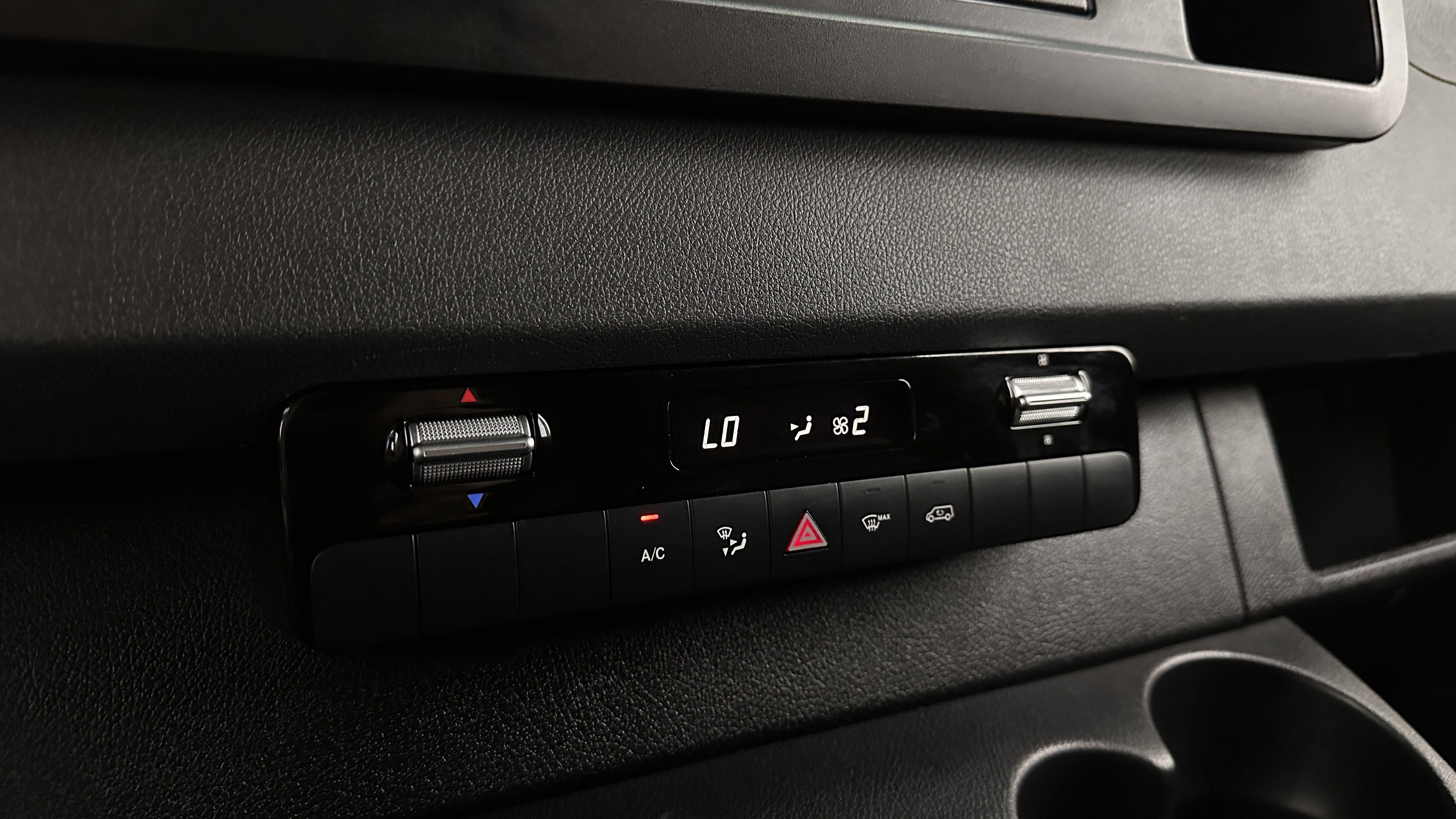 Used 2020 Freightliner Sprinter 3500 image 13