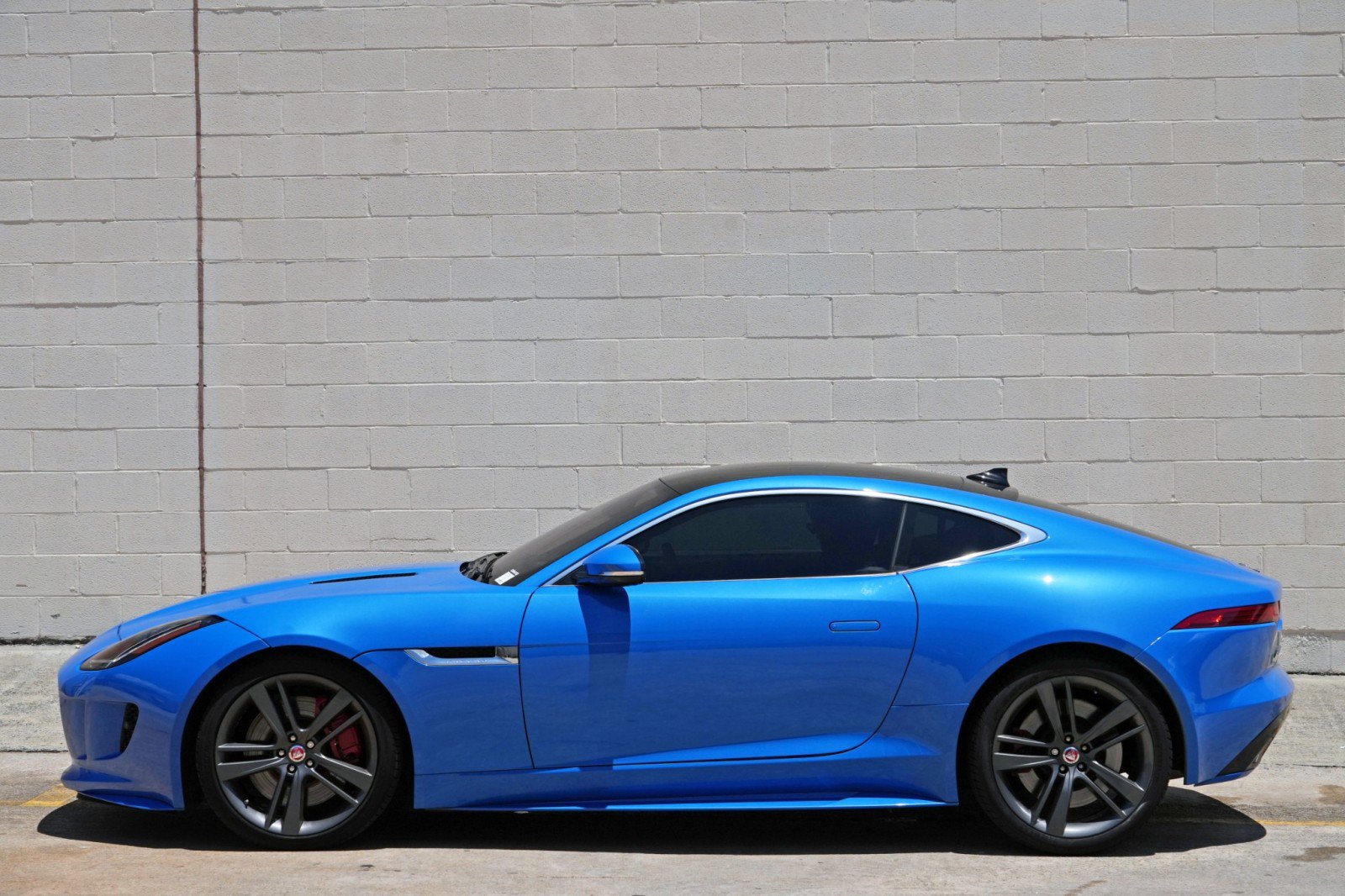 Used 2017 Jaguar F-TYPE S British Design Edition RWD image 42