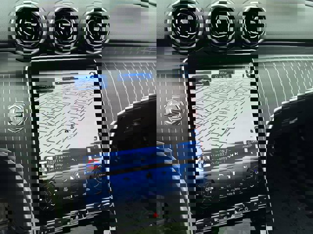 Used 2024 Mercedes-Benz C 300 Sedan image 21