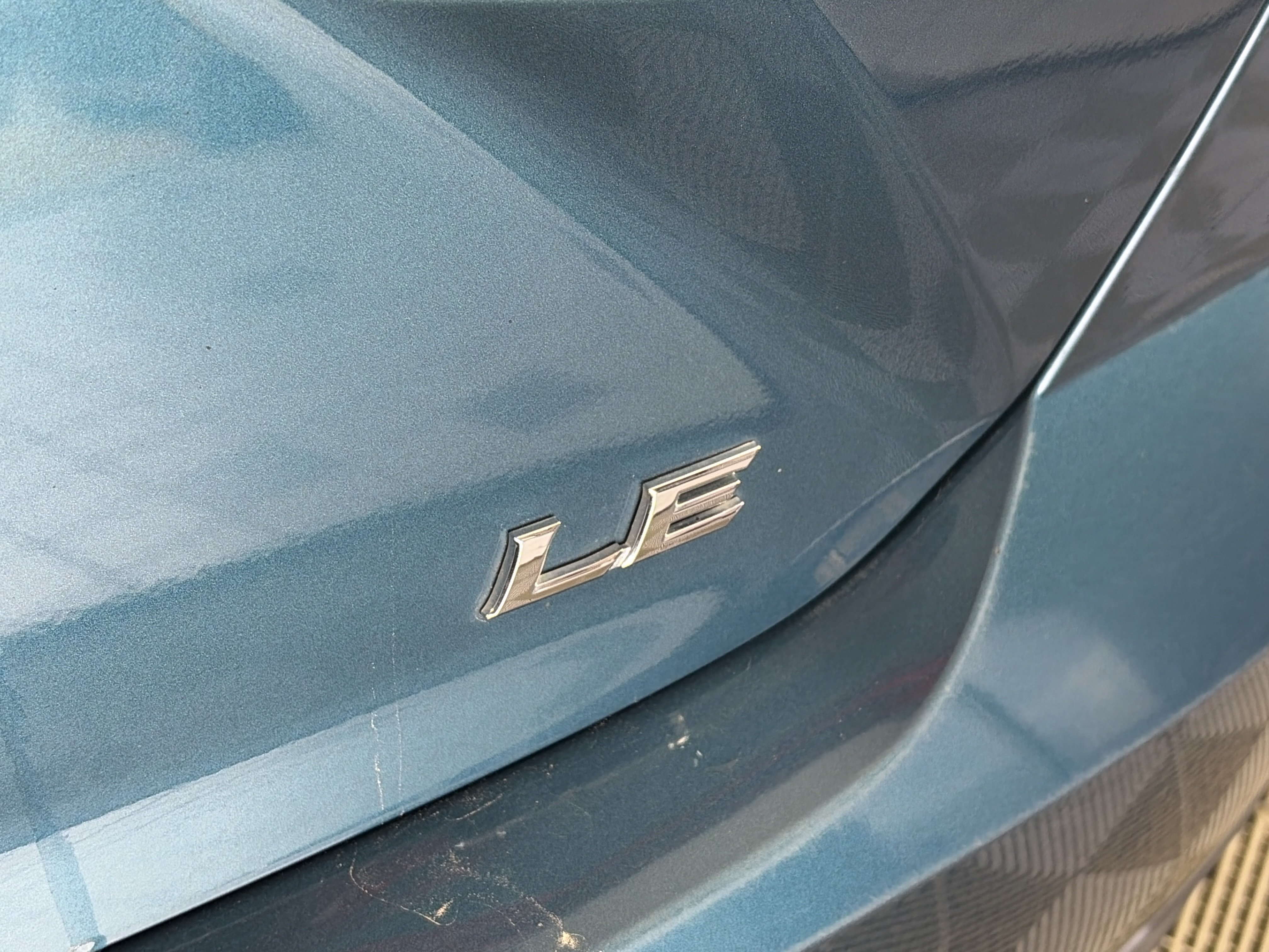 Used 2025 Toyota Camry LE FWD image 17