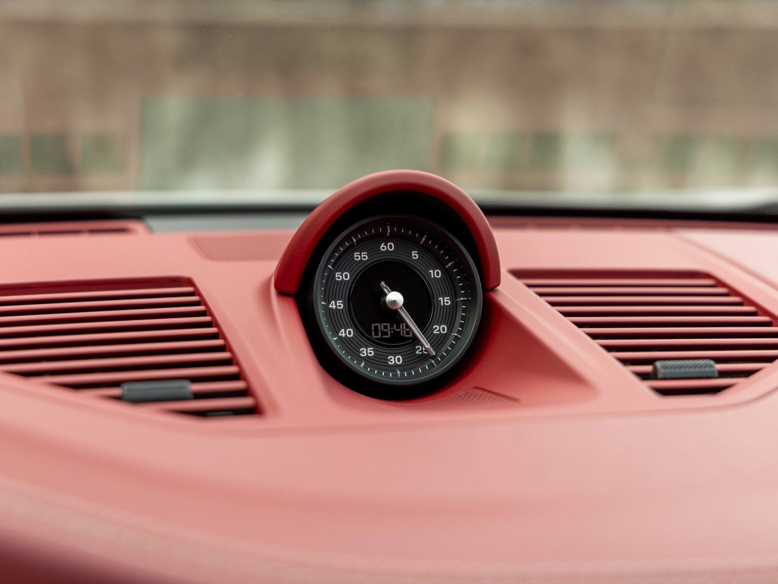 Certified 2024 Porsche 911 Targa 4 GTS image 39