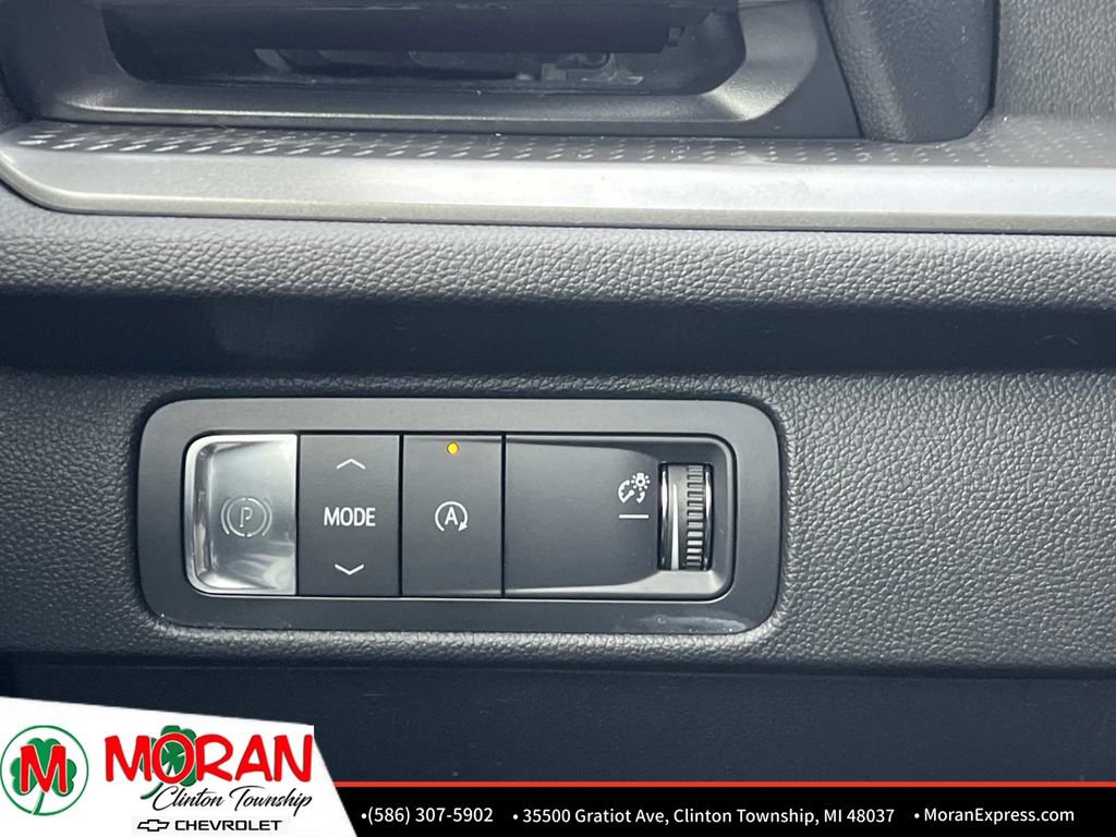 Used 2024 Chevrolet Traverse LT w/ Trailering Package image 26