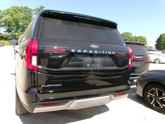 Used 2025 Ford Expedition Platinum AWD/4WD image 8