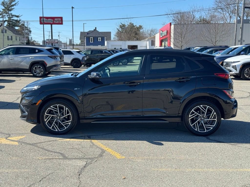 Used 2022 Hyundai Kona N Line w/ Tech Package image 2