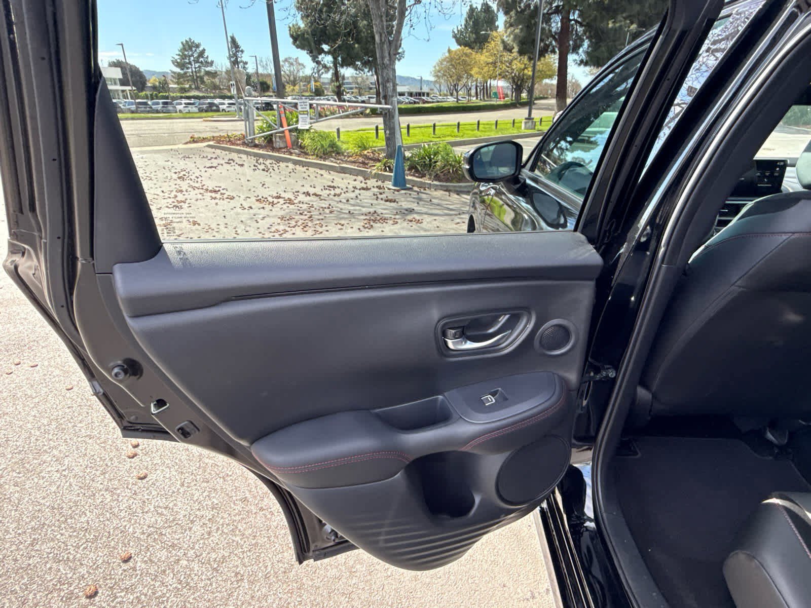 Used 2025 Acura ADX A-Spec image 32