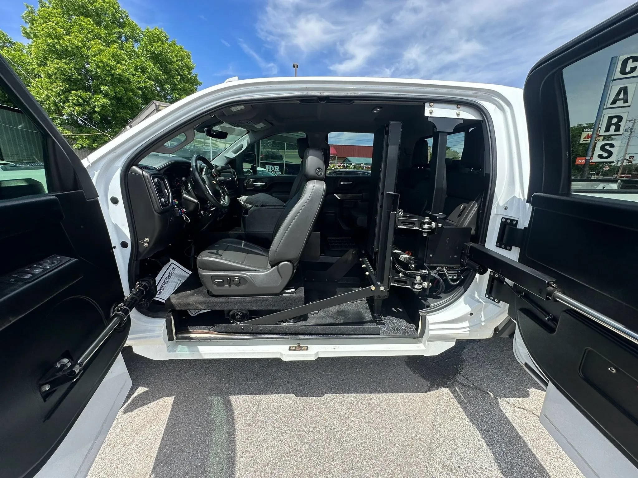 Used 2020 Chevrolet Silverado 3500 LTZ w/ LTZ Texas Edition AWD/4WD image 14