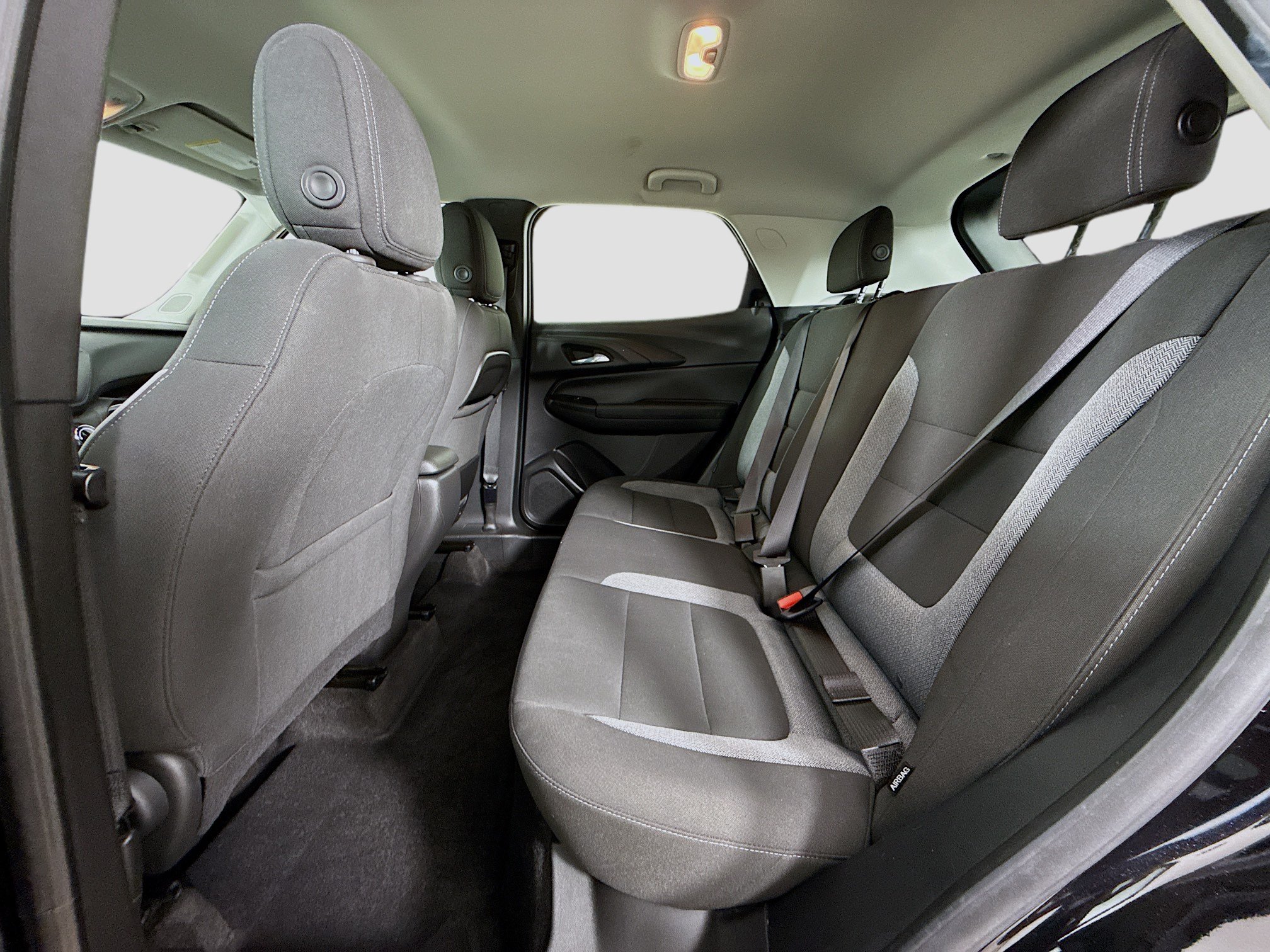 Used 2023 Chevrolet TrailBlazer LS FWD image 26