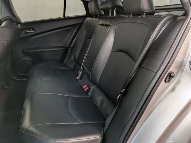 Used 2022 Toyota Prius L Eco image 11