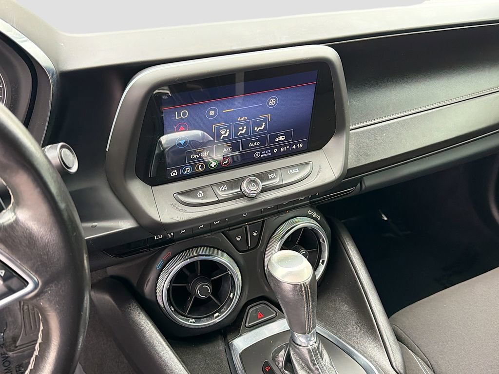 Used 2021 Chevrolet Camaro LT w/ Technology Package image 24