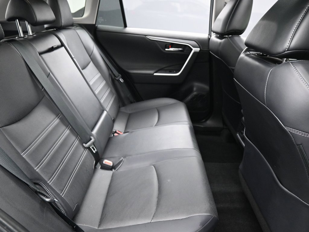 Used 2023 Toyota RAV4 Limited image 32