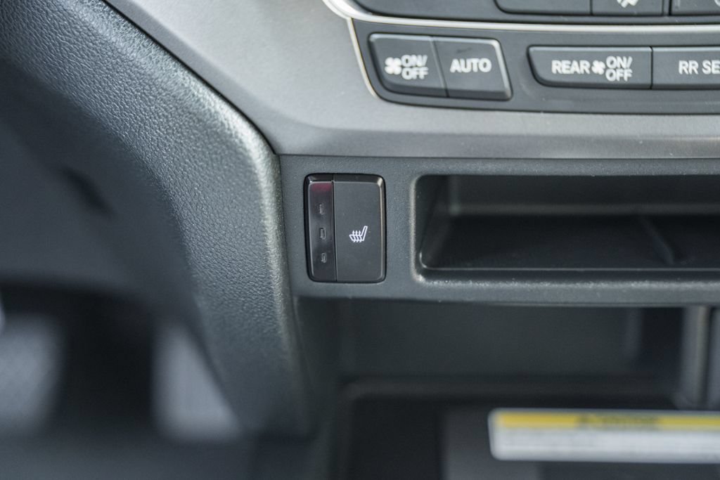 Used 2023 Honda Passport EX-L image 25