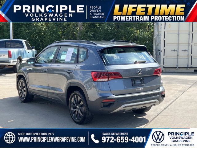 Used 2023 Volkswagen Taos S w/ Driver Assistance Package FWD image 9