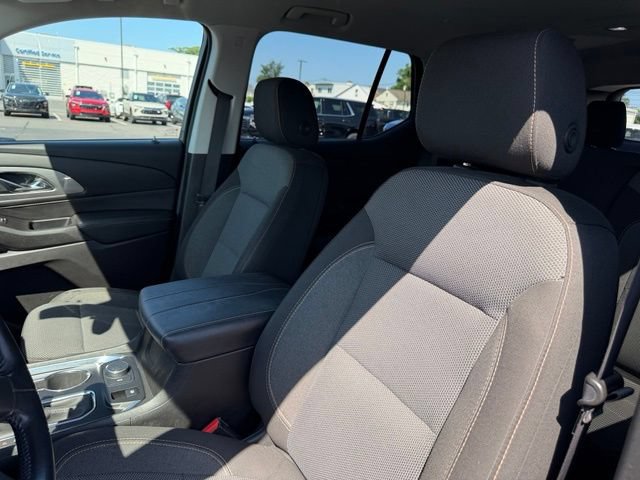 Certified 2018 Chevrolet Traverse LT FWD image 20