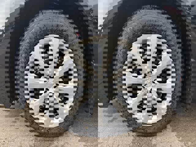 Used 2026 Toyota Corolla LE image 11