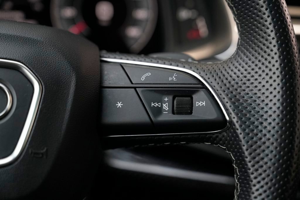 Used 2022 Audi SQ8 Prestige w/ Prestige Package image 48