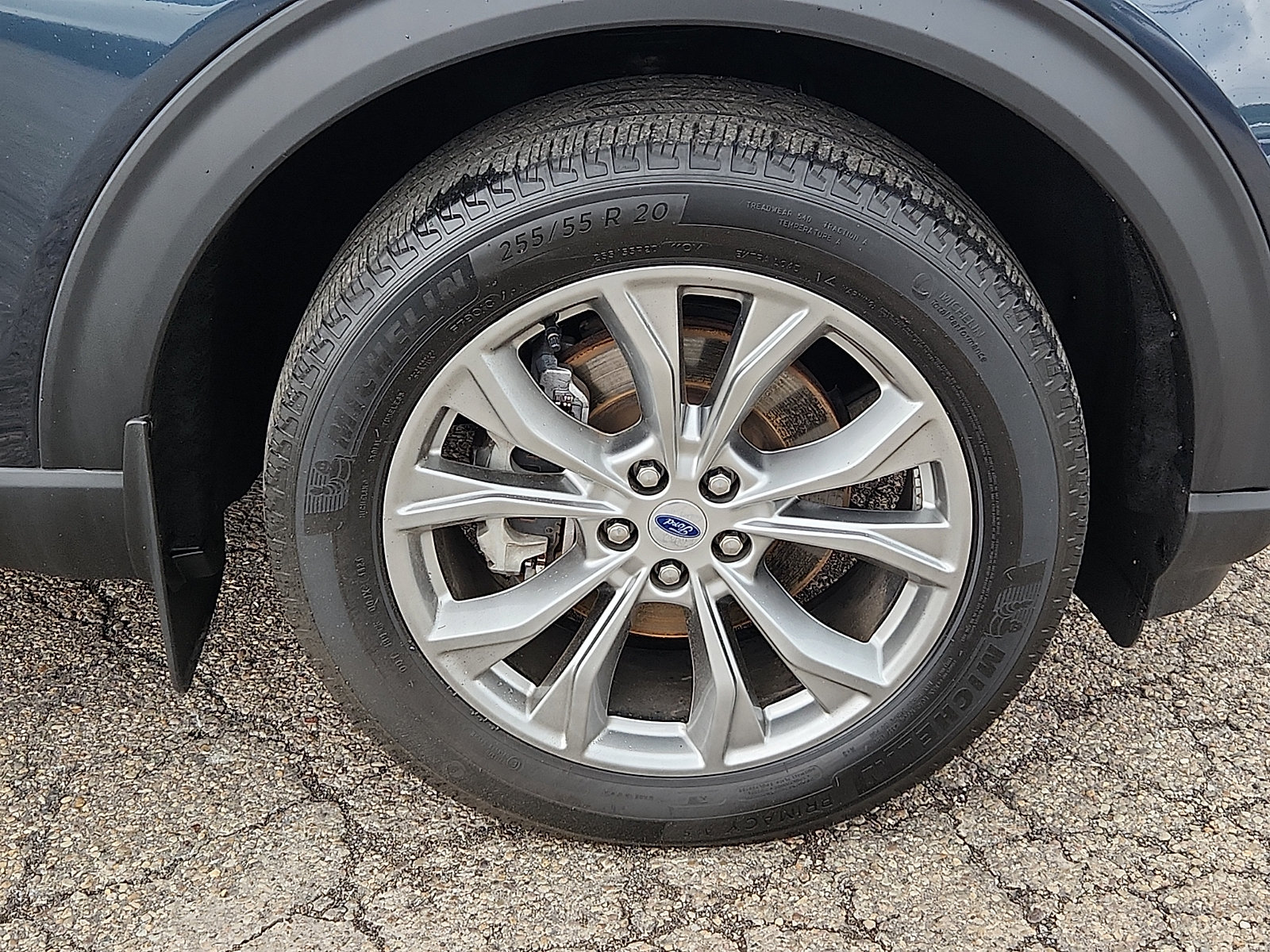 Used 2023 Ford Explorer XLT w/ Equipment Group 202A AWD/4WD image 8