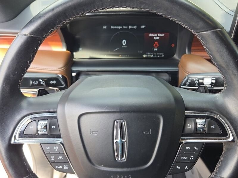 Used 2022 Lincoln Nautilus Reserve w/ Equipment Group 201A AWD/4WD image 23