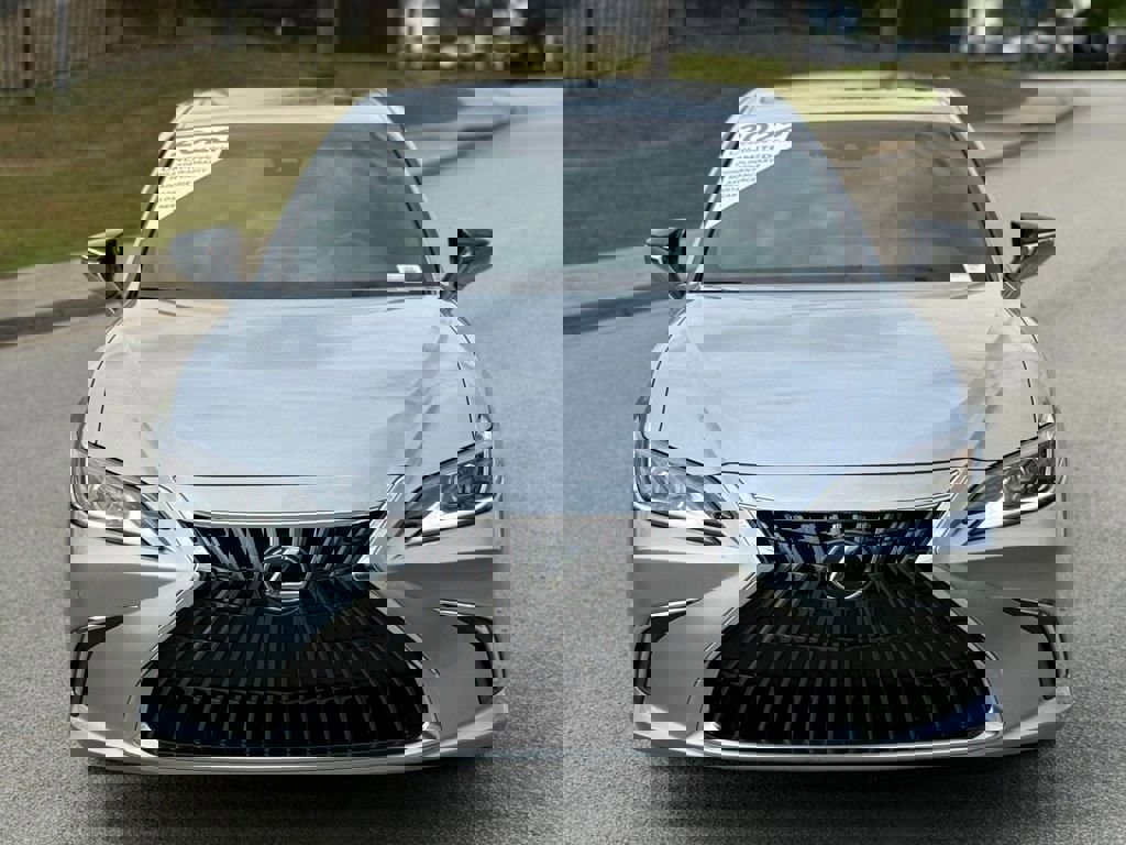 Certified 2022 Lexus ES 350 w/ Premium Package image 8