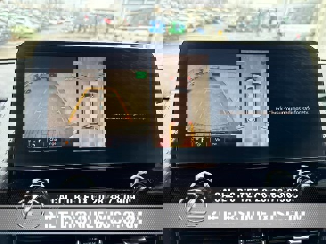 Used 2022 Nissan Armada SL w/ Midnight Edition Package image 17