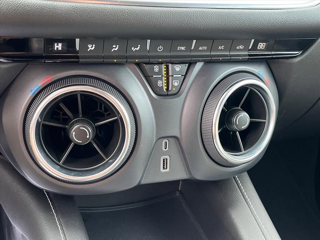 Used 2023 Chevrolet Blazer LT image 19