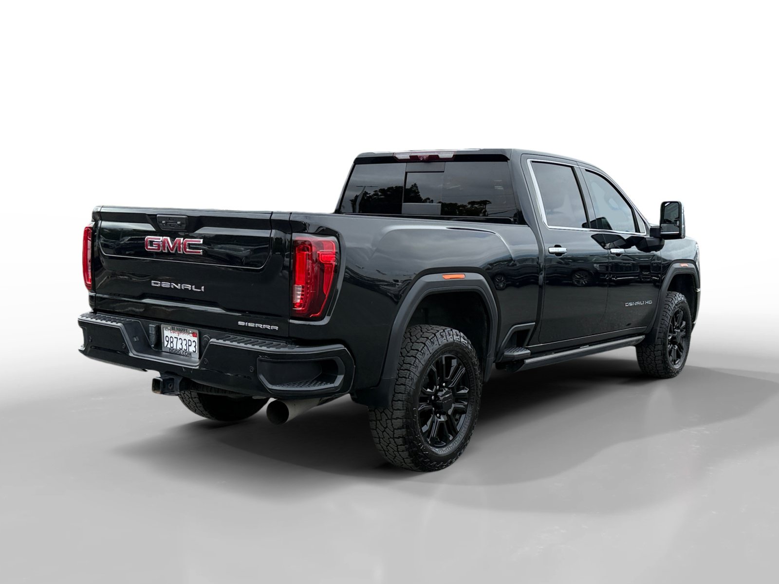 Used 2023 GMC Sierra 2500 Denali w/ Denali Black Diamond Edition AWD/4WD image 5