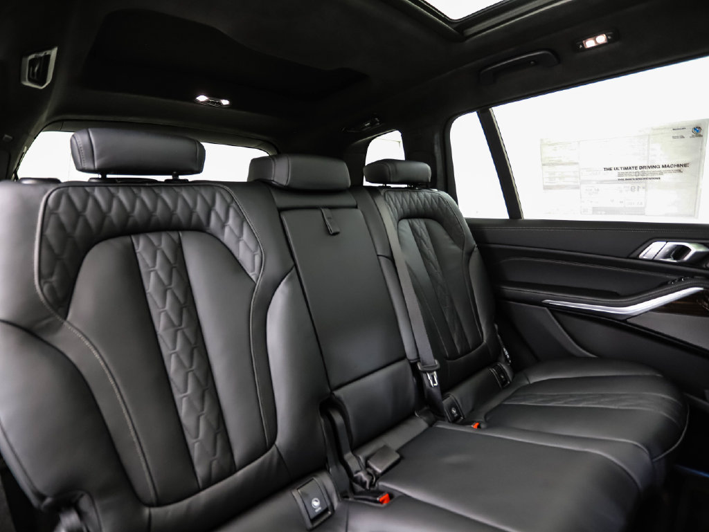 New 2027 BMW X7 M60i AWD/4WD image 34