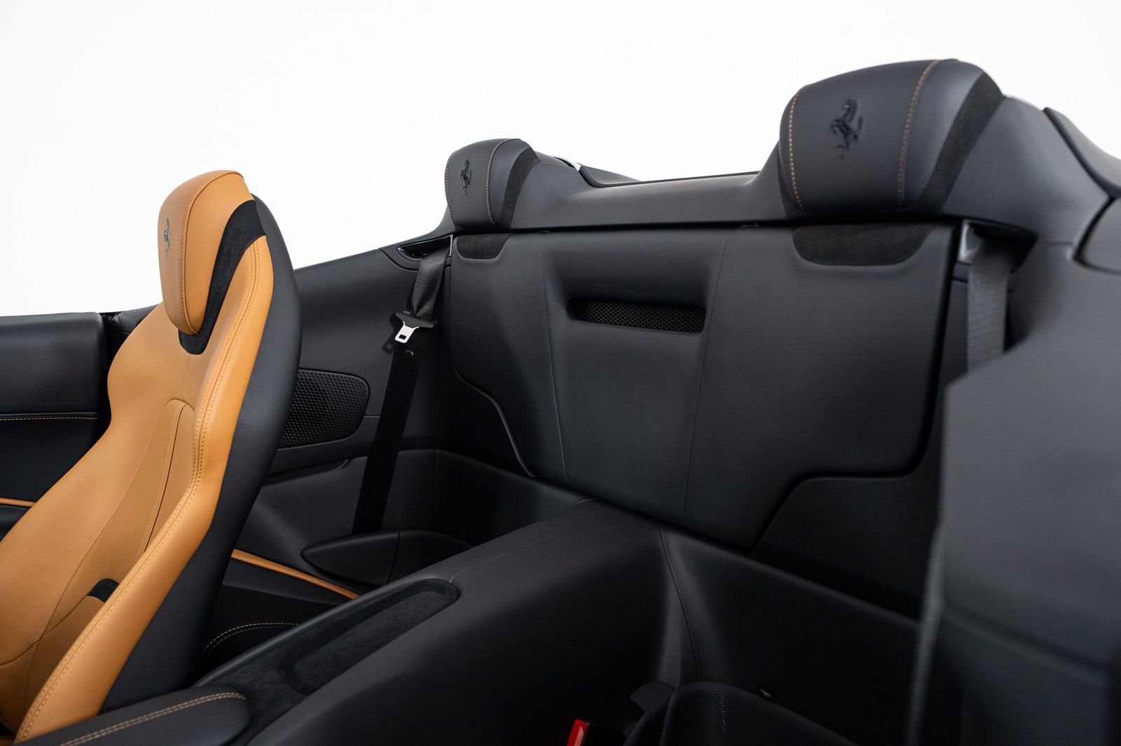 Certified 2025 Ferrari Roma Spider image 26