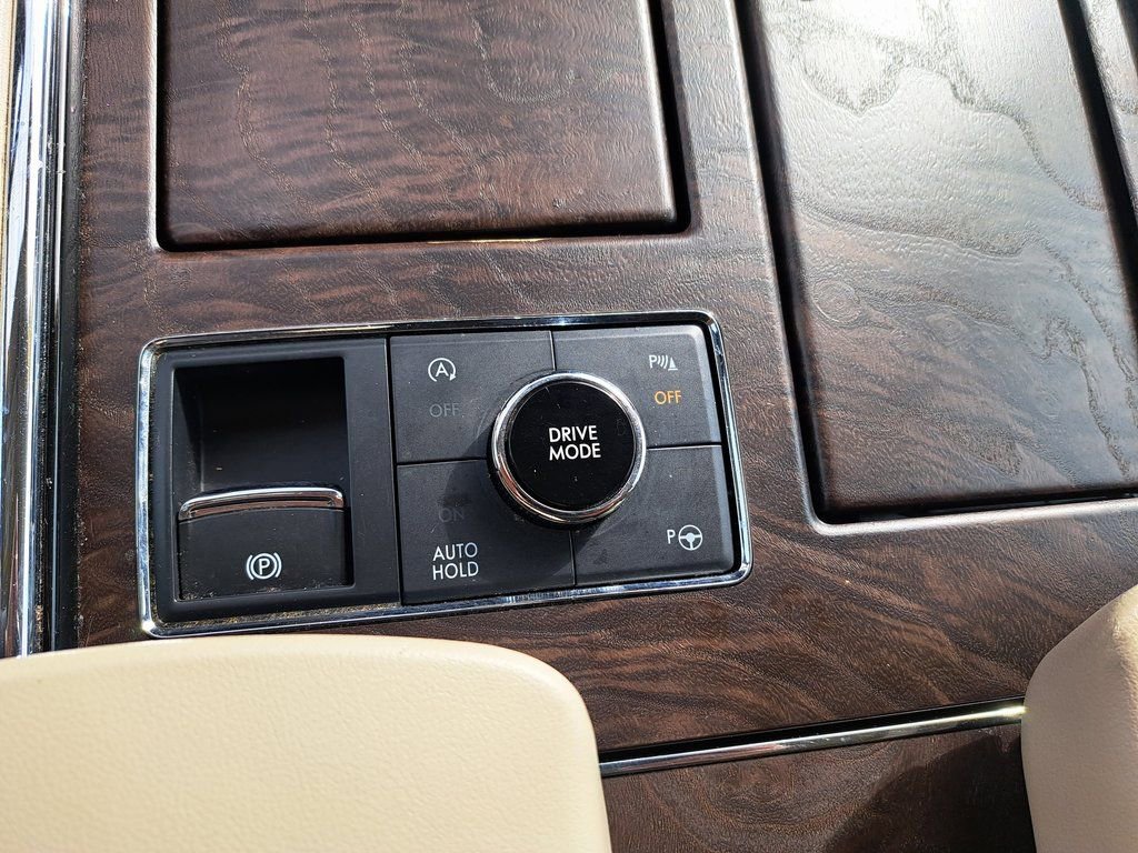 Used 2020 Lincoln Navigator L Reserve w/ Luxury Package image 20