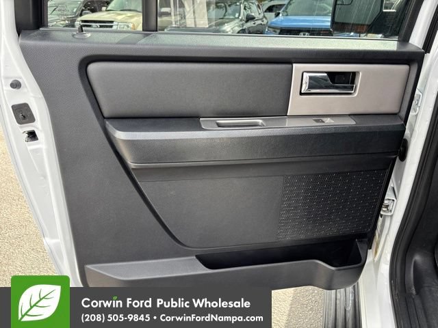 Used 2017 Ford Expedition EL XLT w/ Equipment Group 202A AWD/4WD image 29