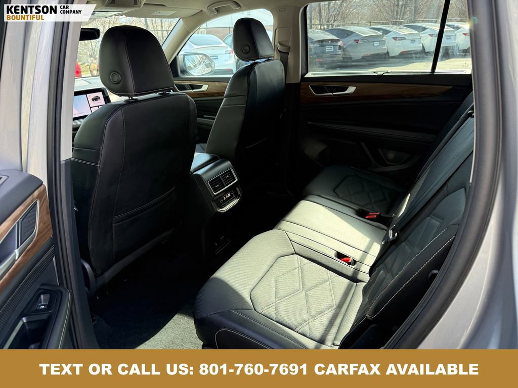 Used 2025 Volkswagen Atlas SE AWD/4WD image 34