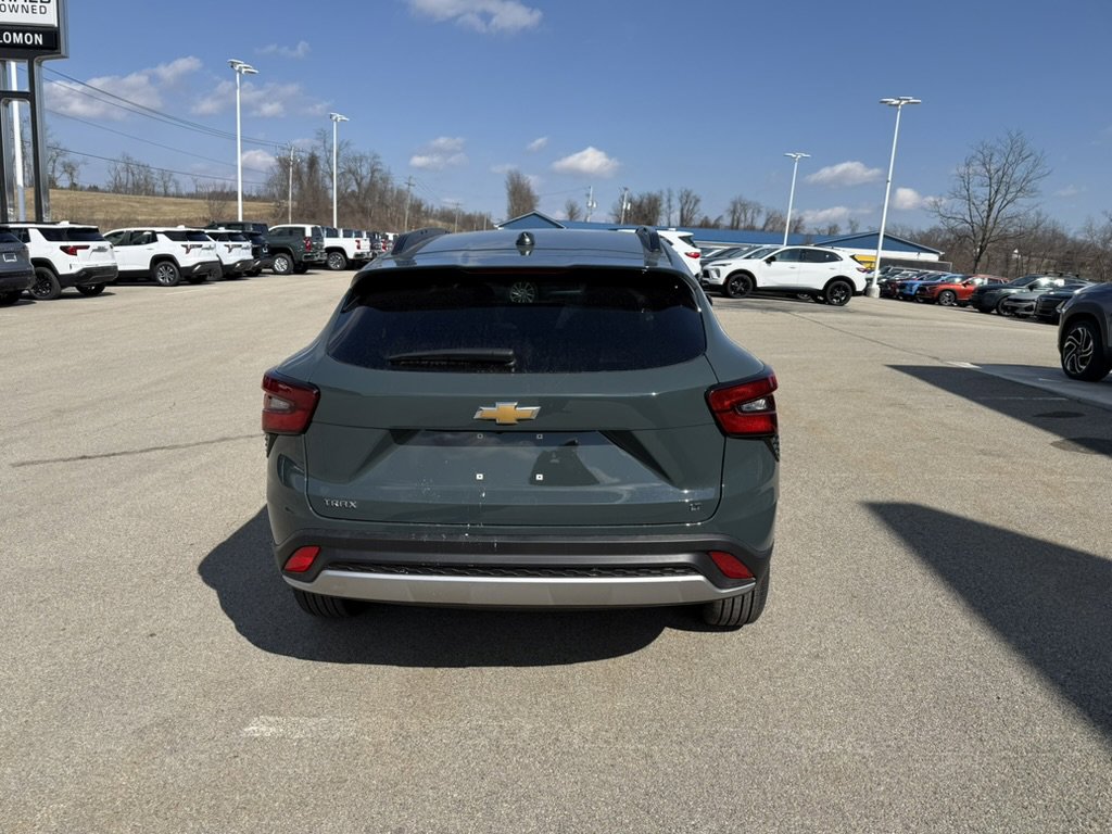 New 2026 Chevrolet Trax LT w/ LT Convenience Package image 4