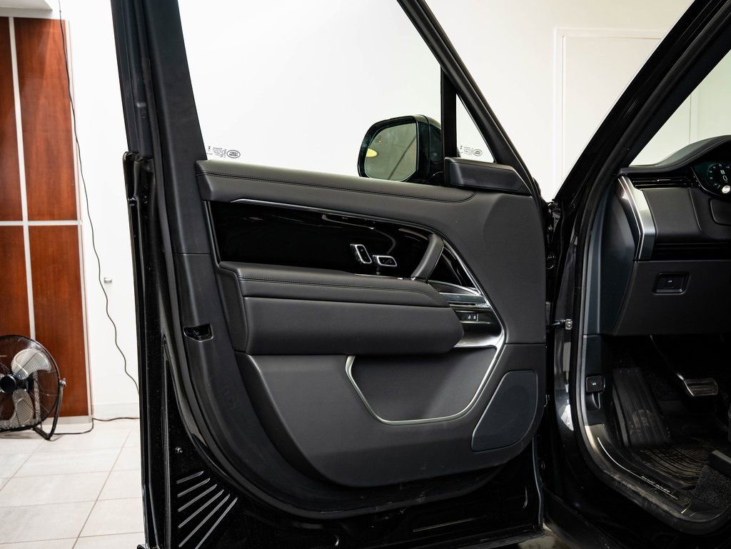 New 2026 Land Rover Range Rover SE AWD/4WD image 24