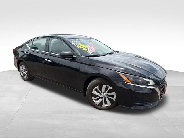 Certified 2025 Nissan Altima 2.5 S FWD 360° Tour