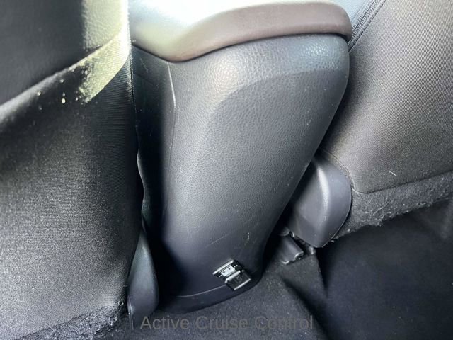 Used 2019 Toyota C-HR Limited image 10