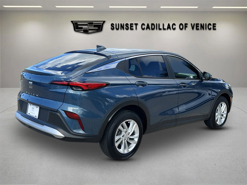 Used 2024 Buick Envista Preferred w/ Convenience I Package image 4