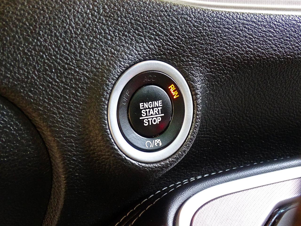 Used 2021 Dodge Challenger R/T RWD image 38