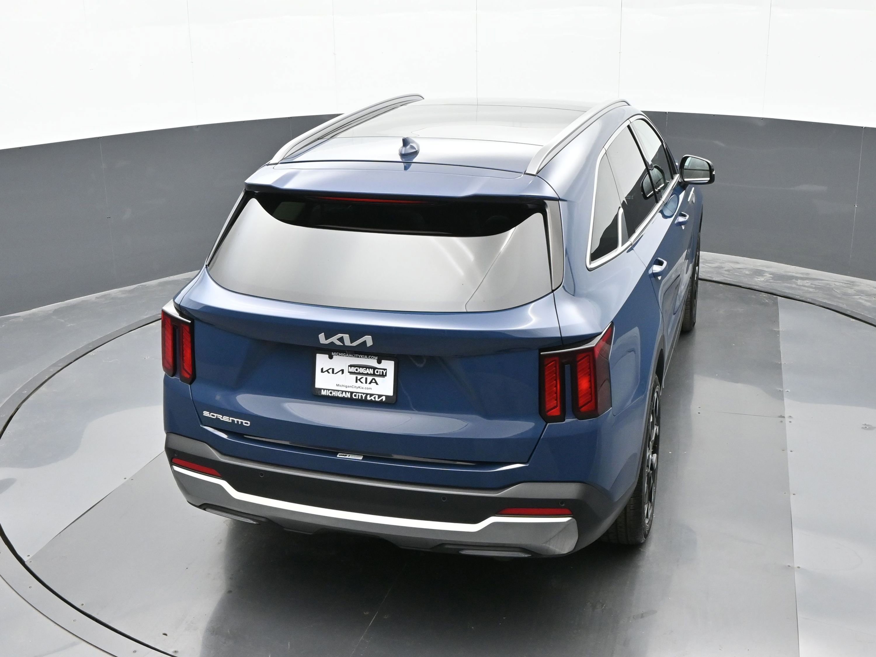 Used 2024 Kia Sorento EX w/ Panoramic Sunroof Package image 39