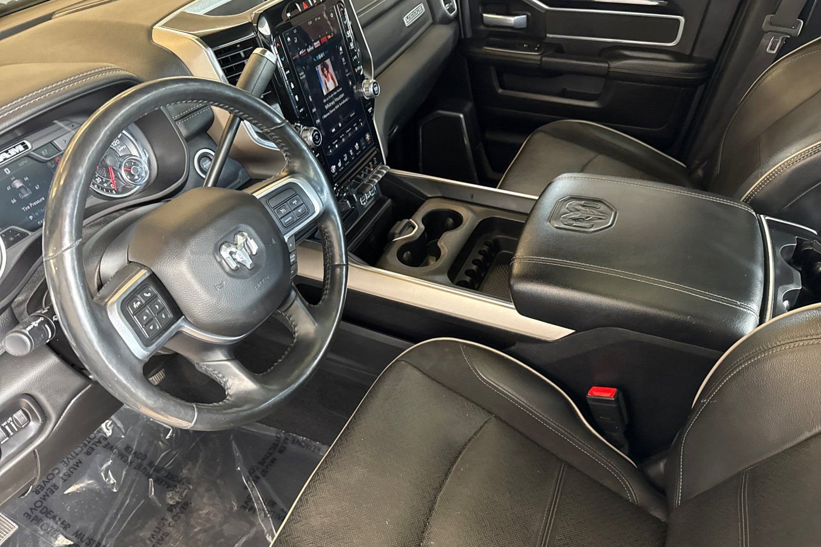 Used 2019 RAM 2500 Laramie AWD/4WD image 10
