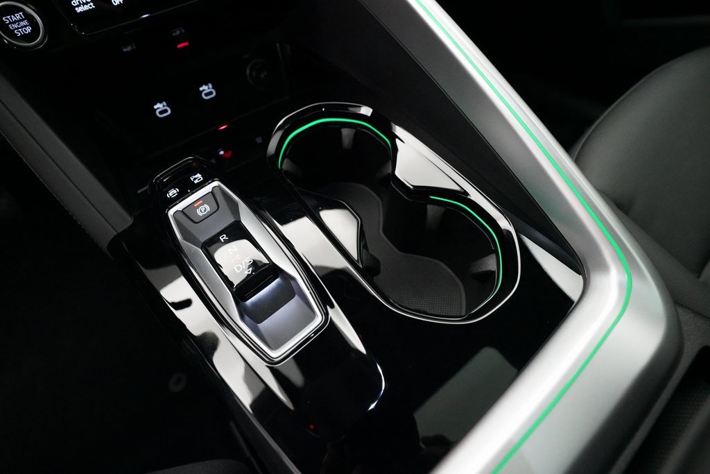 Used 2025 Audi Q5 Premium Plus w/ Premium Plus image 15