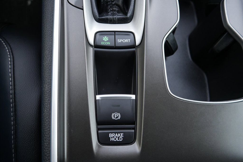 Used 2018 Honda Accord Sport image 20